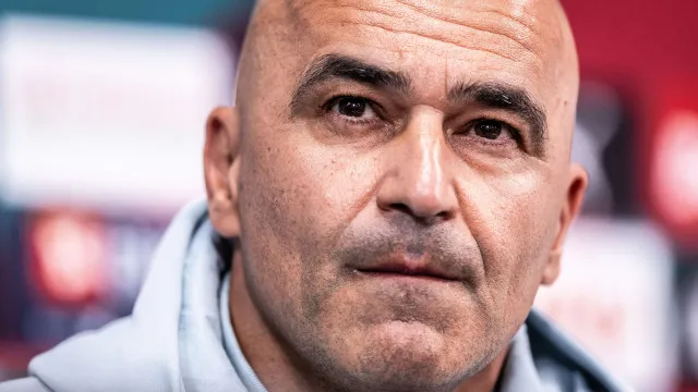 Saíram todos ao intervalo… menos CR7. As explicações de Roberto Martínez