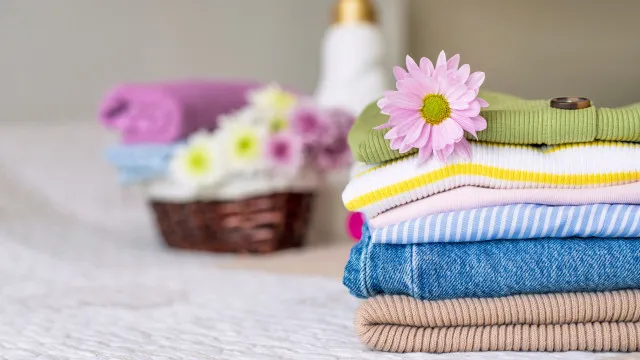 
                    Comprou roupa nova? 5 regras de lavagem que não deve ignorar
                