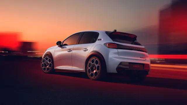 
                    E-208 GTi: o primeiro GTi elétrico da Peugeot já tem preço
                