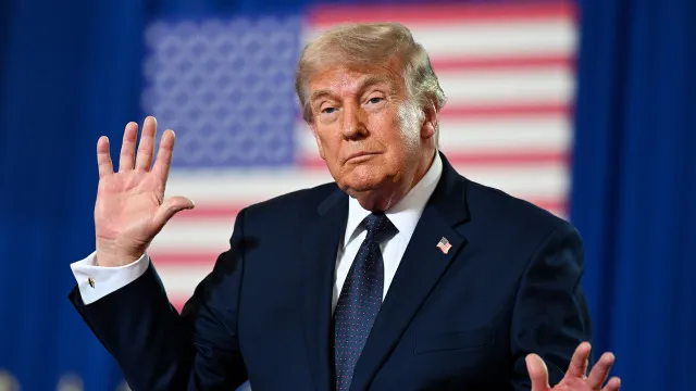 
                    Supremo dos EUA recusa recurso de Trump e mantém indemnização a vítima
                