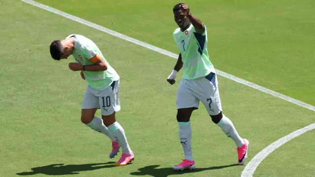 
                    EM DIRETO: Está feito o primeiro golo no jogo entre o Qatar e a Suiça
                