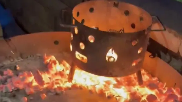 
                    Ver para crer. Seleção argentina faz churrasco... em plena tempestade
                