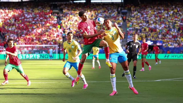 
                    Pela primeira vez, uma seleção jogou no Mundial só com 'estrangeiros' 
                