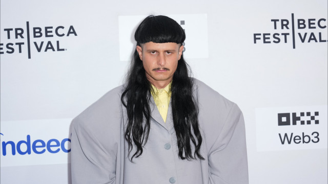 Cantor Oliver Tree é uma das vítimas mortais de acidente no Brasil