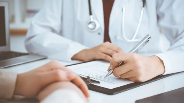 Oncologistas alertam: O grande erro que está a cometer todas as manhãs