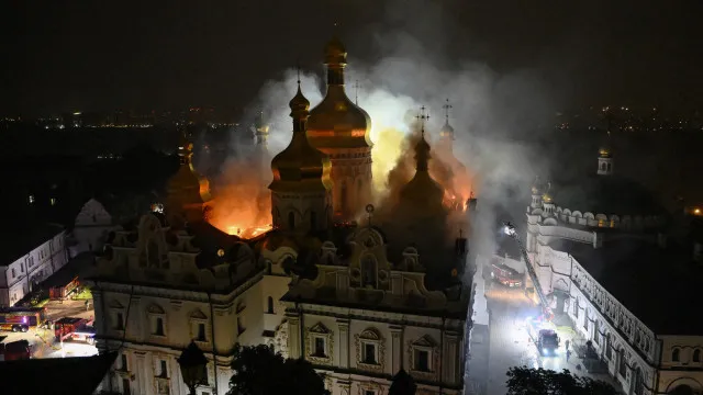 
                    Rússia atacou hoje solo ucraniano com 70 mísseis e 611 drones
                