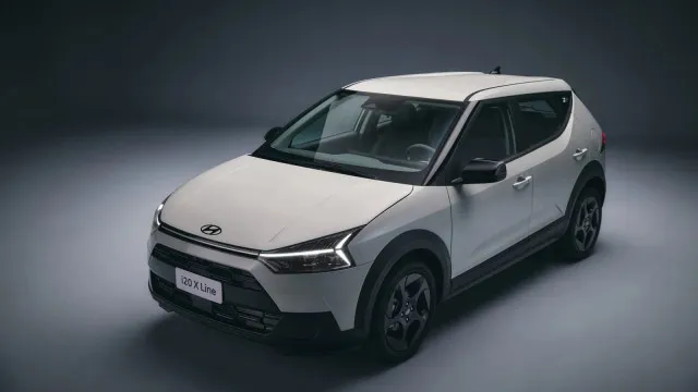 
                    Hyundai i20 atualizado tornou-se num crossover (mas não em Portugal)
                