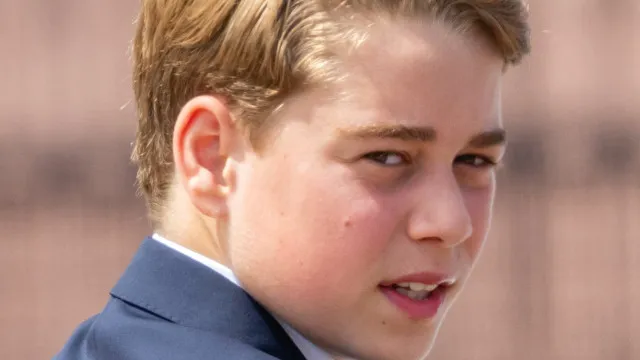 
                    Já se sabe o futuro escolar do príncipe George (e segue os passos do pai)
                