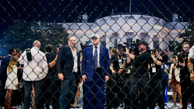 
                    Planeam lançar explosivos no aniversário de Trump. Foram detidos pelo FBI
                