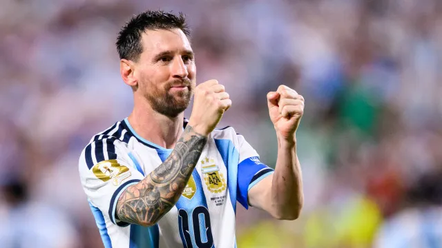 Messi bate recorde ao atingir o 6.º Mundial e Ronaldo já vai a caminho