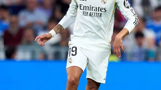 
                    Mourinho já corta plantel no Real Madrid e há saída a custo zero à vista
                