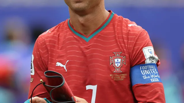 
                    Cristiano Ronaldo ultrapassa Pepe como mais velho com a sexta presença
                