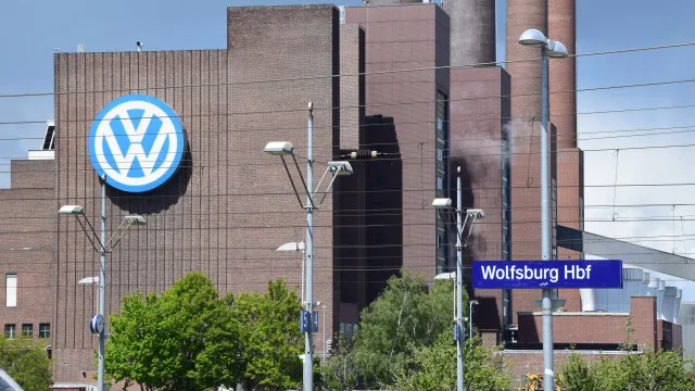 
                    VW: Guerra no Médio Oriente agravou condições da indústria automóvel
                