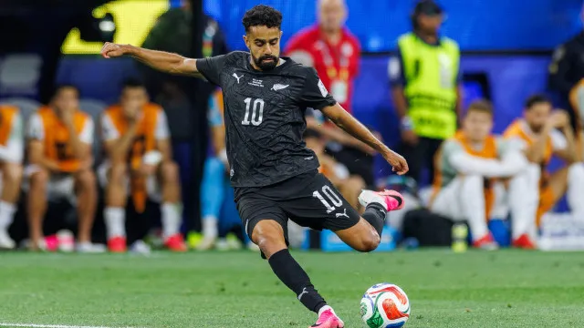 Ex-União de Leiria é o primeiro futebolista  'sikh' a jogar um Mundial