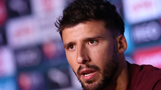 Das críticas a Cristiano Ronaldo à aptidão física. O que disse Rúben Dias