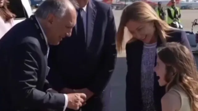 “Esconde-se de Trump”. Filha de Meloni roubou atenções no G7 (e há vídeo)