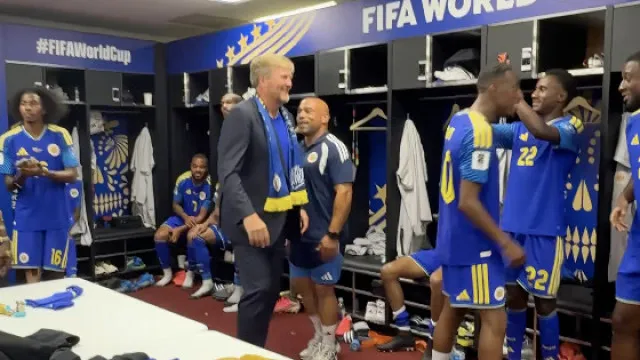 
                    Curaçau faz história no Mundial. Festa rija contou até com... realeza
                