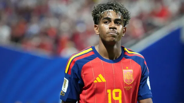 
                    Lamine Yamal arrasa jornalistas: 
