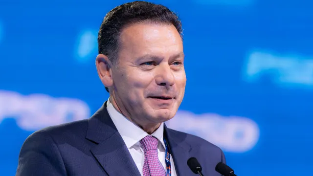 Luís Montenegro: "Pode mesmo acontecer estarmos no dia 19 na final"
