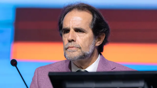 Represas: Elogio da "voz que fica" em reaÃ§Ãµes de polÃticos e organizaÃ§Ãµes