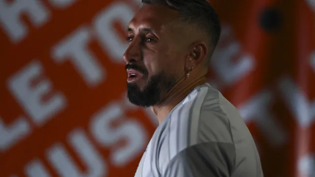 
                    O rumor da semana: Poderá mesmo Héctor Herrera voltar ao FC Porto?
                