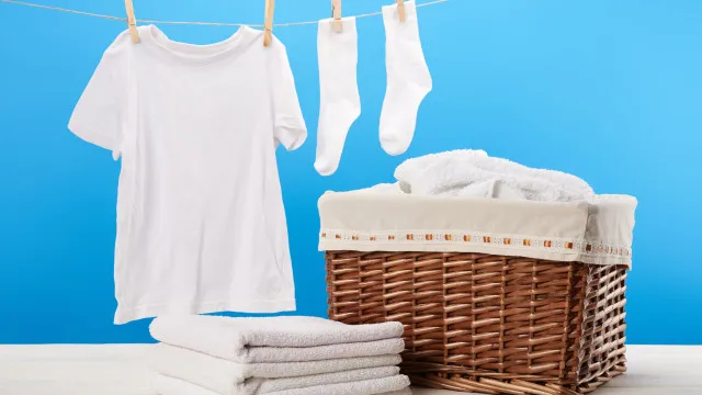 
                    O truque para deixar as roupas mais brancas (sem usar lixívia)
                