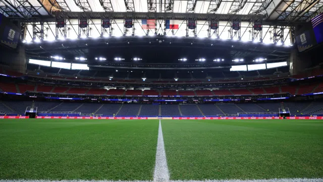 Não, não é um Cristiano Ronaldo-México, é um Portugal-Uzbequistão