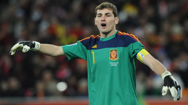 
                    Histórica camisola de Casillas no Mundial2010 é roubada em Espanha
                