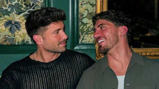 Pablo Alborán e o modelo Juan Sesma terminam relação de ano e meio