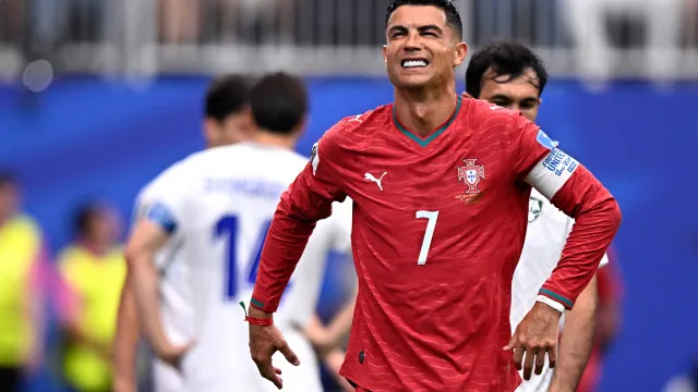 "Se metem Messi e CR7 na mesma conversa, o futebol não é para vocês"