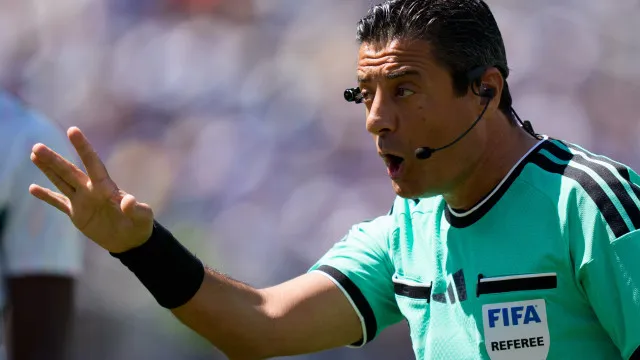 Já há árbitro para o jogo que decidirá o futuro de Portugal no Mundial