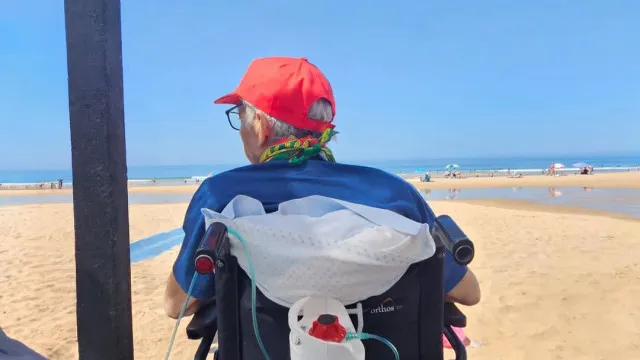 
                    António queria voltar à praia, IPO concedeu-lhe desejo. 
