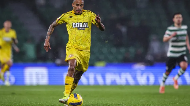 Oficial: Paulinho Bóia despede-se do Nacional ao fim de uma época e meia