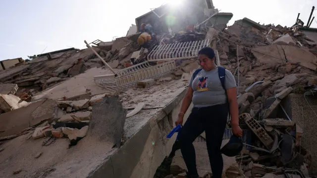 
                    Venezuela. Pilhagens registadas em zona costeira devastada pelos sismos
                