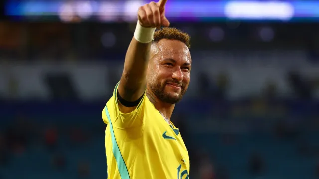 
                    Neymar em lágrimas no regresso ao Mundial (e Bruna Biancardi também)
                