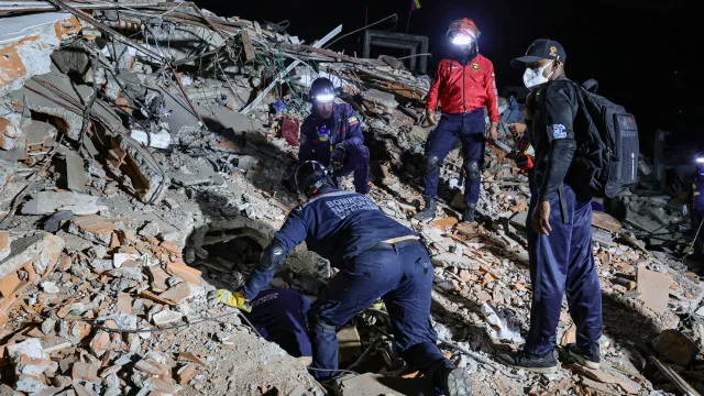 
                    Milagres na Venezuela. Várias pessoas resgatadas após quase 72h
                