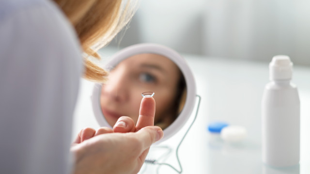 Cuidado! Nunca use lentes de contacto nestas 3