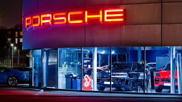 
                    Porsche pode mudar produção deste SUV da Eslováquia para a Alemanha
                