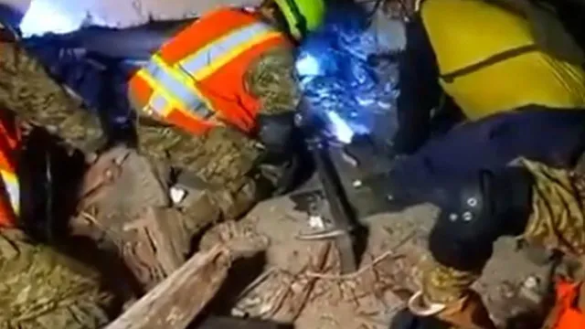 
                    Venezuela. Pai e filhos lusodescendentes encontrados vivos sob escombros
                