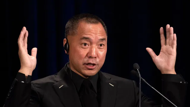 
                    Magnata Guo Wengui condenado a 30 anos de prisão nos EUA por fraude
                