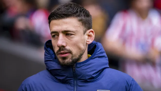Lenglet chega ao Benfica sem custos. Eis os moldes do negócio