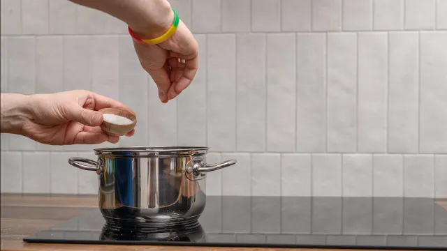 
                    Nutricionistas revelam o que comem quando não têm tempo para cozinhar
                