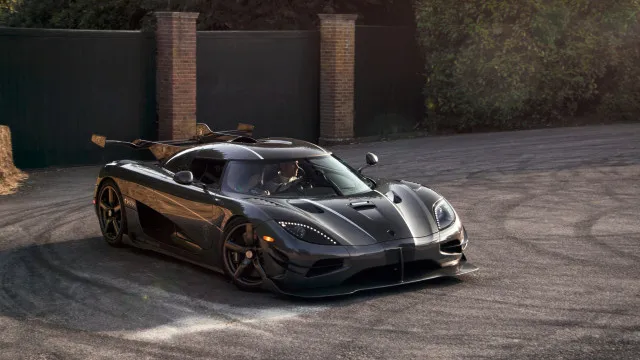 
                    Koenigsegg elétrico? 