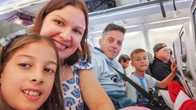 
                    Após anos em Espanha, família regressa à Venezuela. Estará sob escombros
                