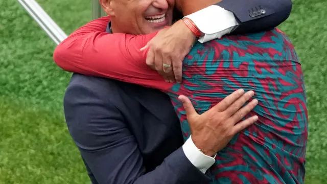 Martínez arrasado por "bajular tanto" Cristiano Ronaldo: "Embaraçoso..."