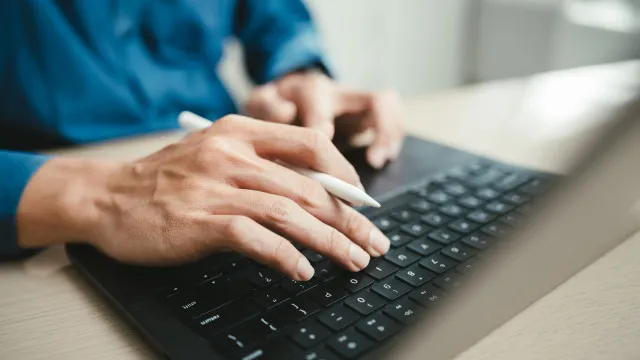 
                    Imigração de fora da OCDE é motor do PIB por trabalhador
                