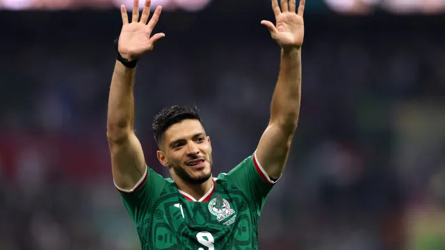 
                    México segue para os oitavos após bater Equador com ajuda de ex-Benfica
                