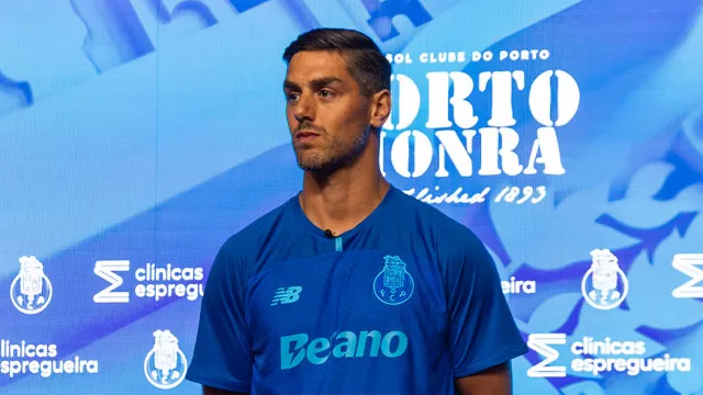 
                    Cláudio Ramos garante FC Porto 