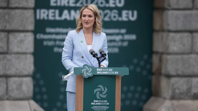 
                    Irlanda pede à UE que 