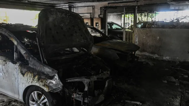 
                    Ataques a casas de políticos conservadores na Grécia fazem 1 morto
                